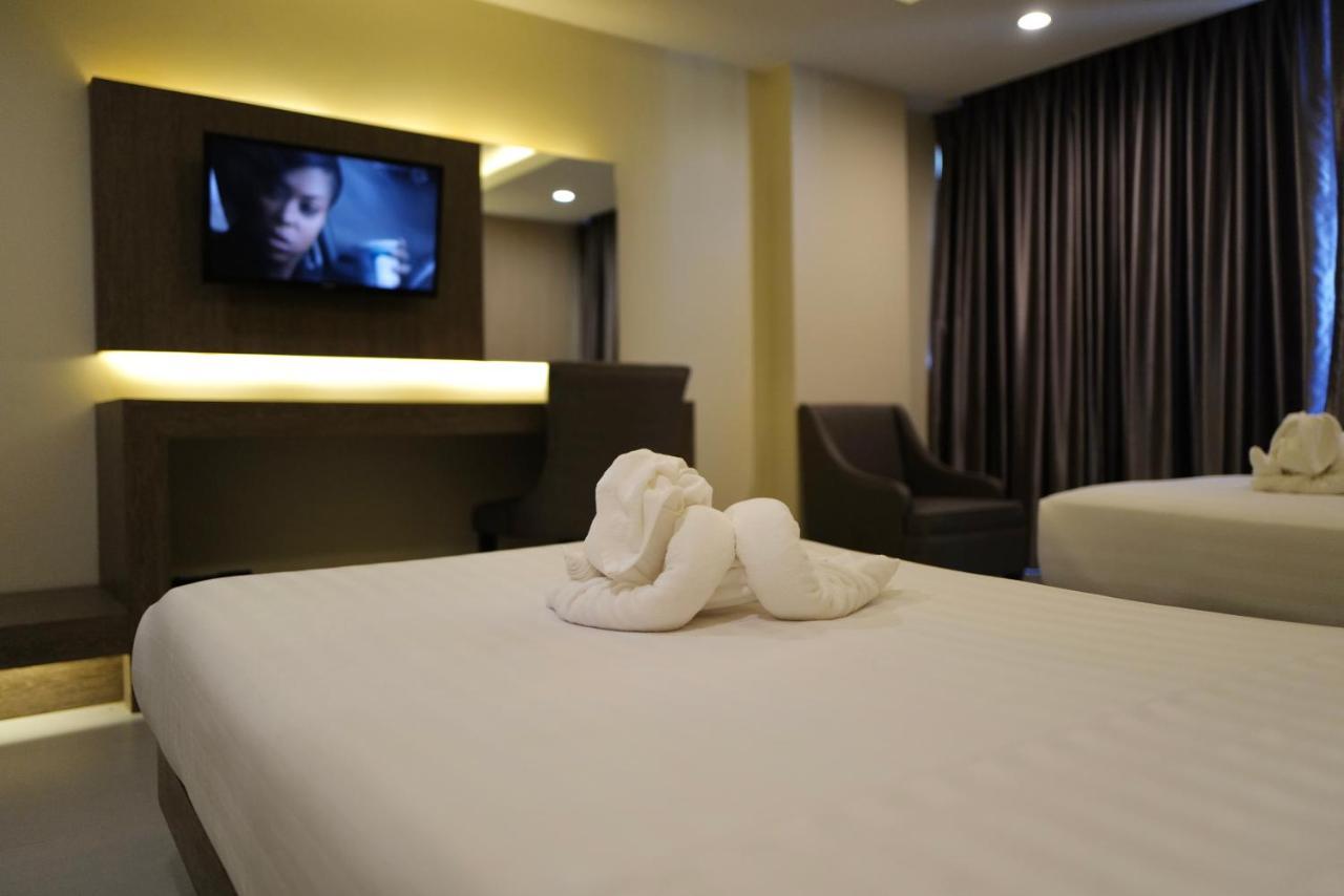 Hermann Hotel Pattaya - Sha Extra Plus מראה חיצוני תמונה A room at the hotel